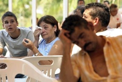 Evakuvaná rodina na ostrově Gran Canaria. | Foto: Reuters