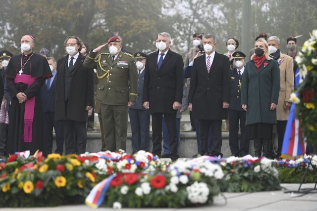 Oslava výročí vzniku Československa na pražském Vítkově. | Foto: ČTK