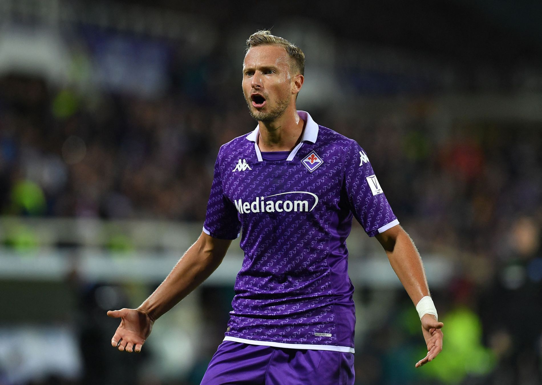 Campionato estero: Barák chiude con un gol il cannoneggiamento della Fiorentina contro i nuovi arrivati ​​del Frosinone