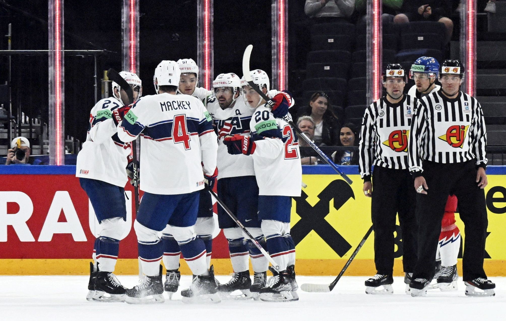 сша латвия хоккей до 20