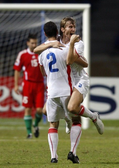 Jan Hošek slaví druhou branku Česka. Bohužel, nestačila | Foto: Sport