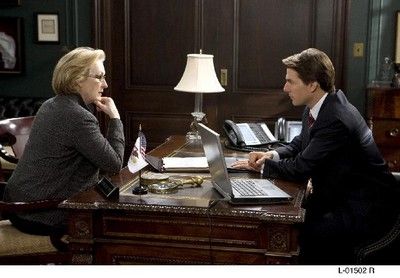 Meryl Streepová a Tom Cruise ve filmu Hrdinové a zbabělci | Foto: Bontonfilm