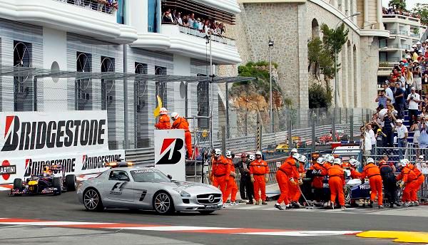 Safety car na trati | Foto: Sport