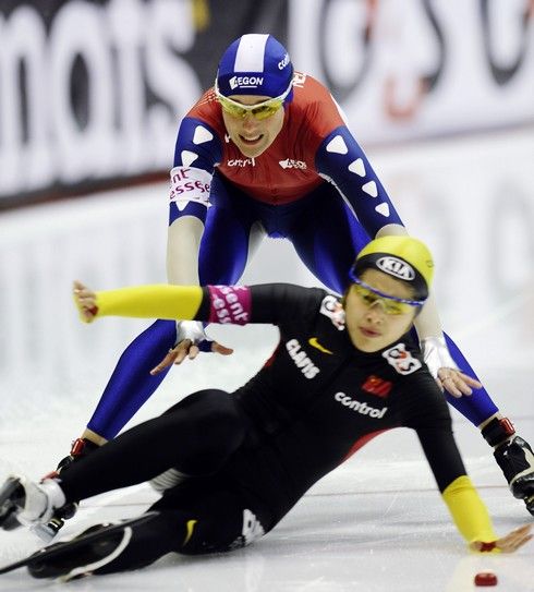 Nepříjemná srážka s Číňankou Ju Ťing | Foto: Sport