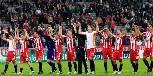 První výhru slavil také Bayern Mnichov, který porazil AS Řím také 2:0. | Foto: Reuters