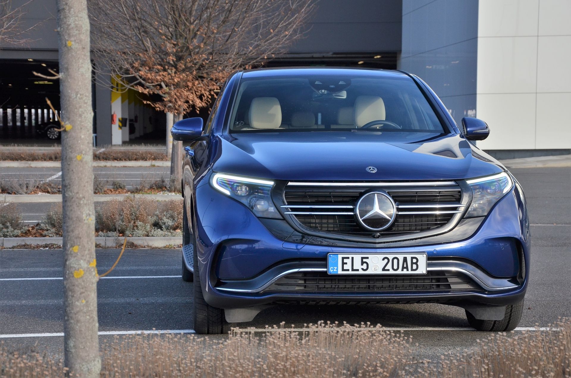 Test Mercedesu Eqc Ted Se Teprve Ukaze Jaky Ma Ta Ambiciozni Tesla Naskok Aktualne Cz