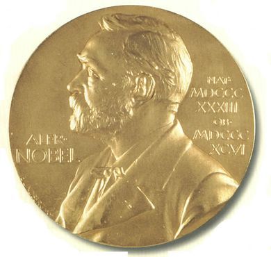 Medaile, kterou dostávají laureáti Nobelovy ceny. | Foto: Nobel Foundation