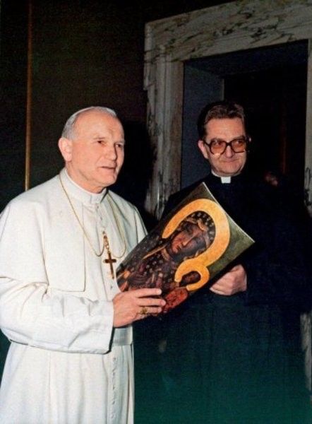 Kněz a publicista Adam Boniecki se svým přítelem Janem Pavlem II. | Foto: Archiv Miloše Doležala
