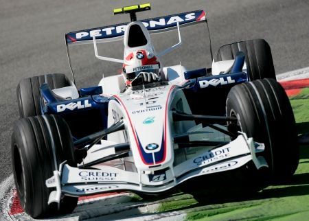 Monopost BMW-Sauber Poláka Kubicy během tréninku v Monze. | Foto: Reuters