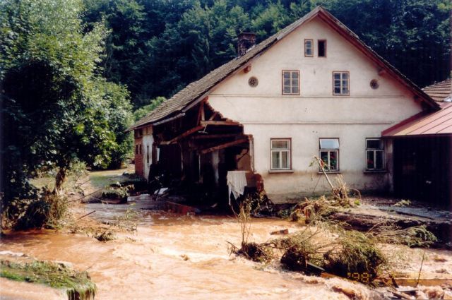 Povodeň na Rychnovsko 1998 | Foto: Hasiči Královéhradecký kraj