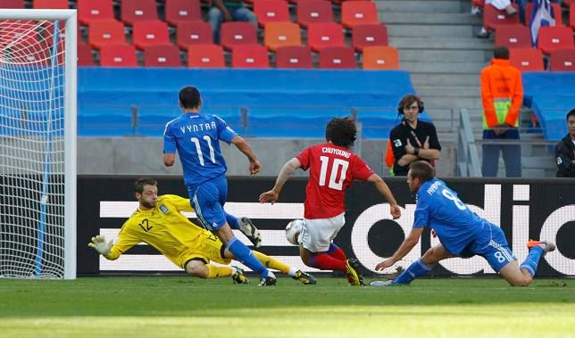 Park Ču Jong proti Řecku | Foto: Sport