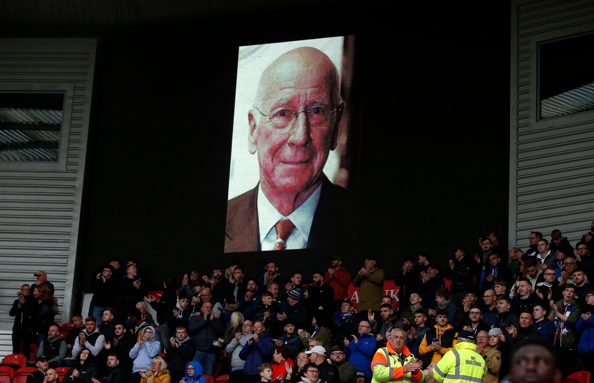 England trauert.  Die Legende aller Legenden ist gestorben, Sir Bobby Charlton ist gestorben