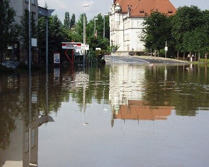 Saská Pirna při povodních v roce 2002. | Foto: www.pirna.de