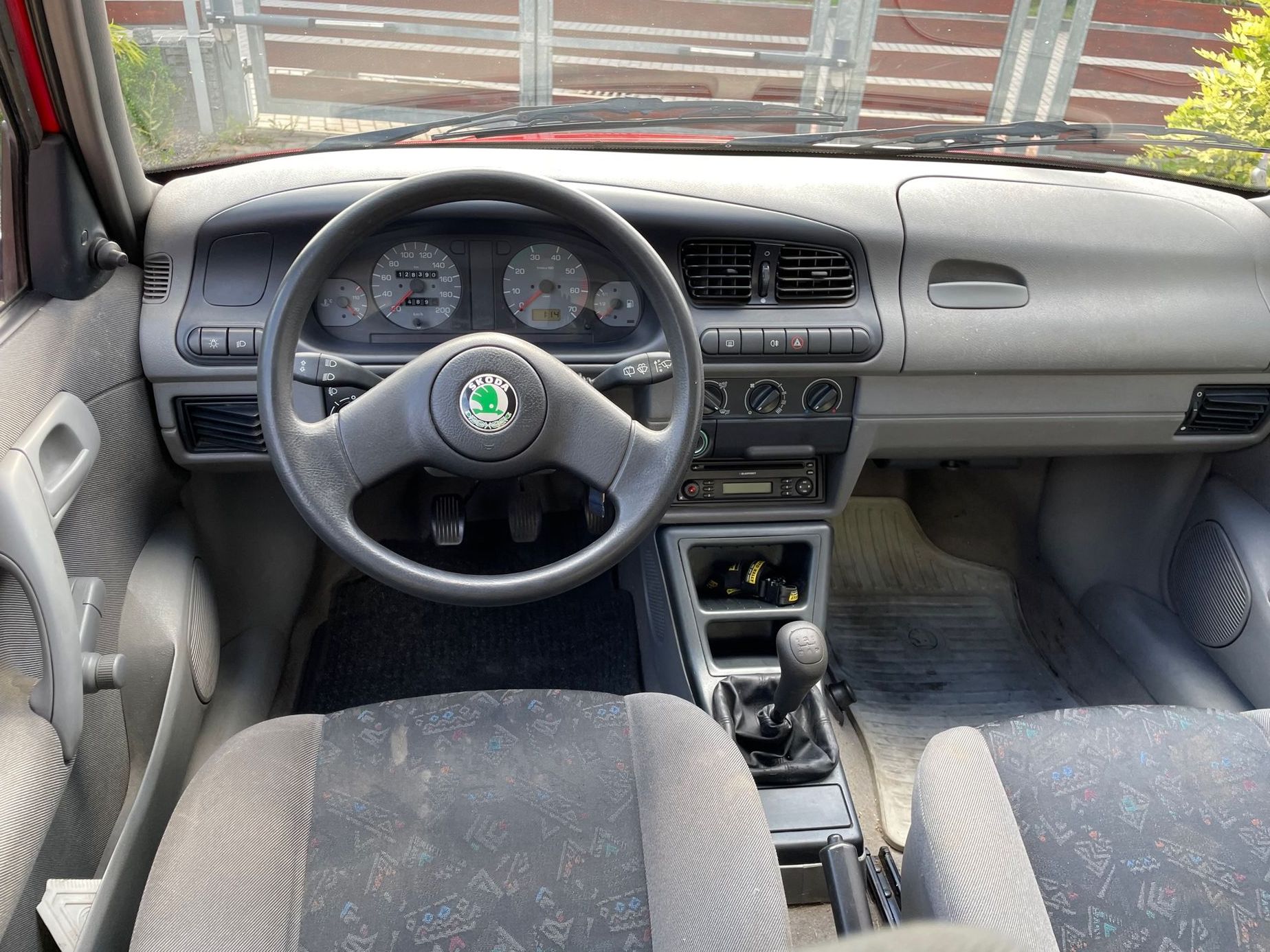 Dědictví aneb máme auto zadarmo. Má smysl si nechtěnou Škodu Felicii