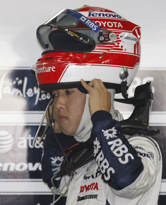 Domácí Kazuki Nakajima. Pilot stáje Williams. | Foto: Reuters