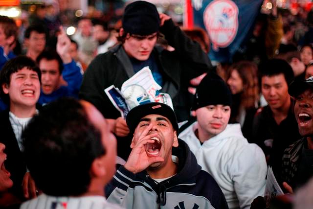 Baseballisté New Yorku Yankees se po devíti letech dočkali triumfu ve Světové sérii. | Foto: Reuters