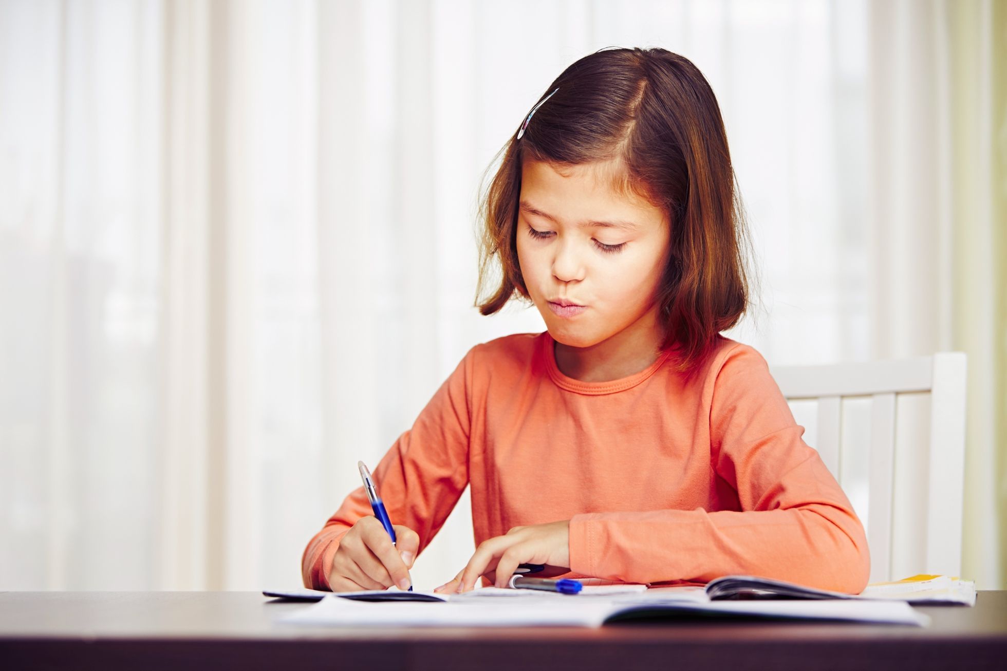 10 tipů, jak dělat domácí úkoly a neotrávit sebe ani potomka