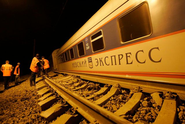 Vykolejený Něvskij Express | Foto: Reuters