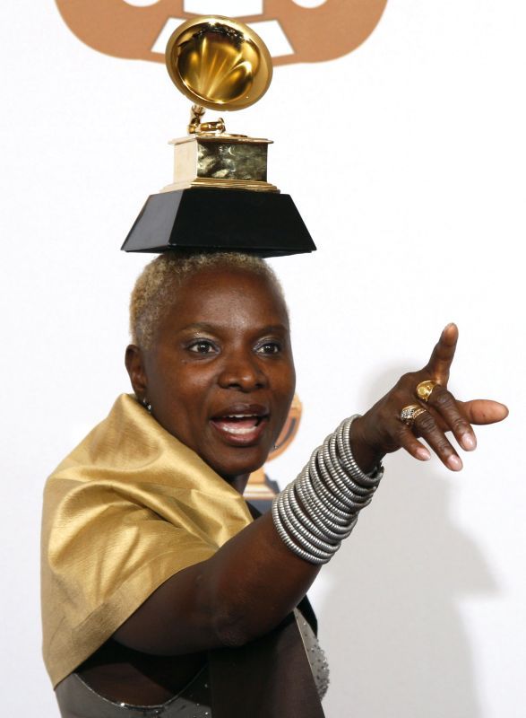 Angeliqe Kidjo má cenu za nejlepší album world music; jmenuje se Ojin Ojin. | Foto: Reuters