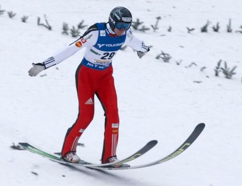 Slovinský skokan Robert Kranjec v sobotu vyhrál, v neděli skončil druhý | Foto: Reuters