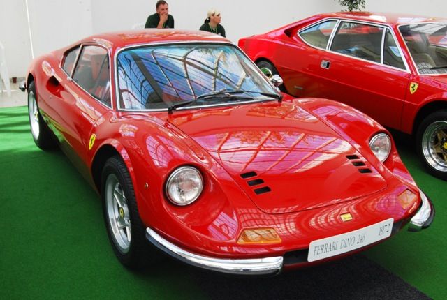 Krásné Ferrari Dino | Foto: Radek Pecák