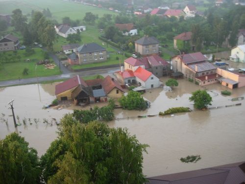 Letecké záběry Novojičínska ukazují zkázu v plném rozsahu | Foto: HZSMSK