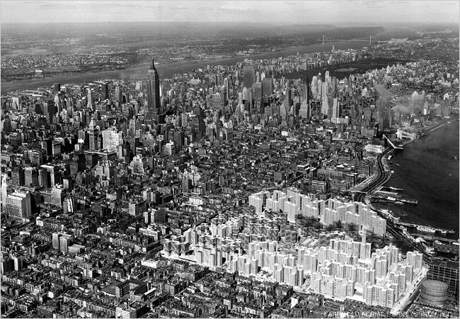 Fotografie čtvrtí Stuyvesant Town a Peter Cooper Village z roku 1947. | Foto: Fairchild Aerial Surveys