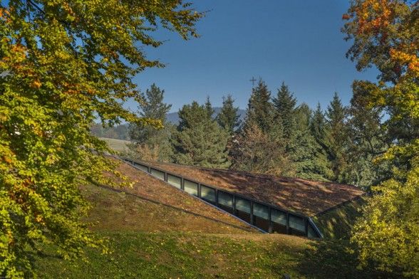 Jako významný Hájkův počin vyzdvihla například Krkonošské centrum environmentálního vzdělávání ve Vrchlabí. | Foto: archiv Petr Hájek Architekti