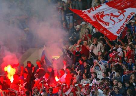 Fanoušci Spartaku Moskva se radují z postupu svého týmu z duelu 3. předklola Ligy mistrů s Libercem. | Foto: Reuters