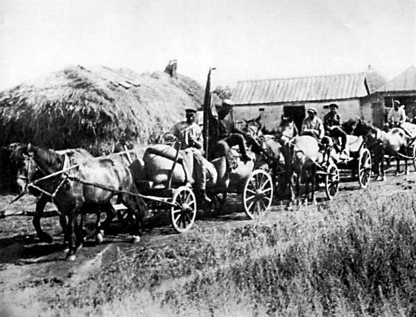 Odsud se na vozech odvážely mimo území Ukrajiny. | Foto: Autor neznámý / Central State Audiovisual Archives of Ukraine