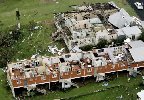 Hurikán Larry byl nejničivějším hurikánem, který zasáhl Austrálii za posledních třicet let. Nejhůře bylo zasaženo městečko Innisfail. | Foto: ČTK