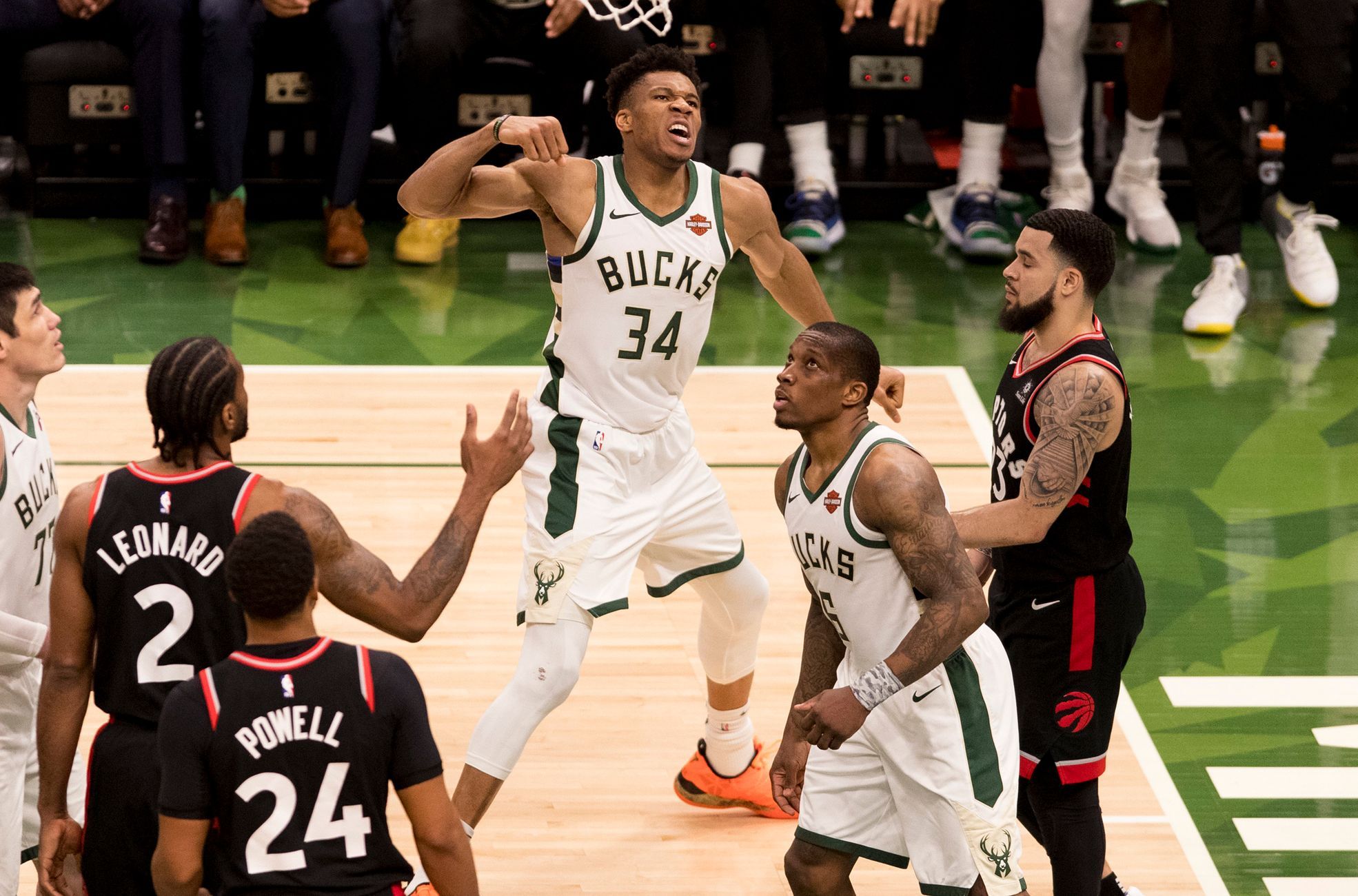 5 backs. Wesley matthews milwaukee. янис антетокунмпо джерси. яннис адетокунбо. Giannis баскетболист.