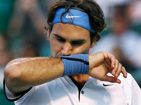 Roger Federer prohrál ve čtvrtfinále turnaje v Miami s Andy Roddickem | Foto: Reuters