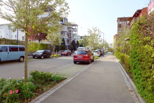 A ulice uvnitř sídlištní zástavby by lemovaly stromy a zeleň v kombinaci s parkovacími stáními. | Foto: fajnovaostrava.cz