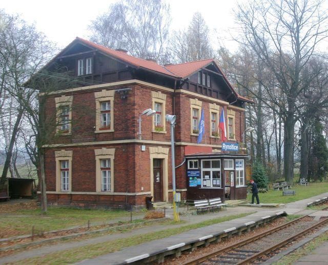 Rynoltice - Stanici v Lužických horách mají v oblibě i filmaři. Je součástí Ústecko-teplické dráhy ATE z roku 1900. | Foto: Archiv Asociace EF CZ - Souznění, o.s.