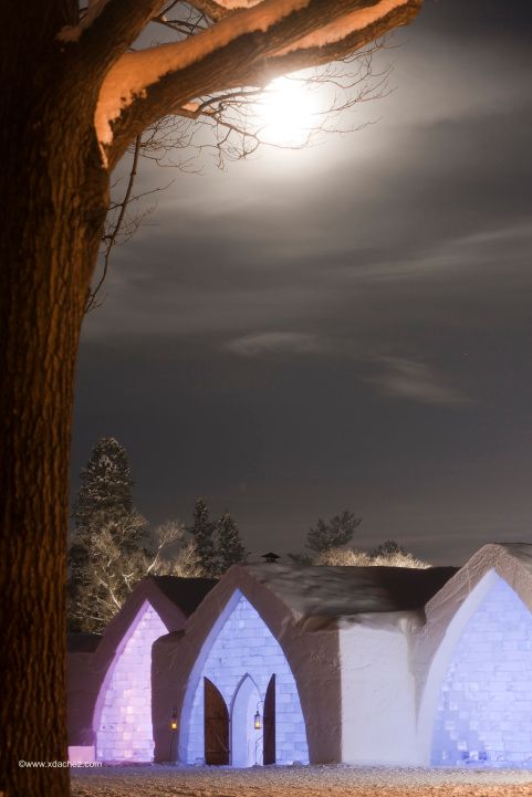 Do ledových hotelů po celém světě ale nemíří jen vyslovení dobrodruzi... | Foto: Xdachez.com / Hotel de Glace