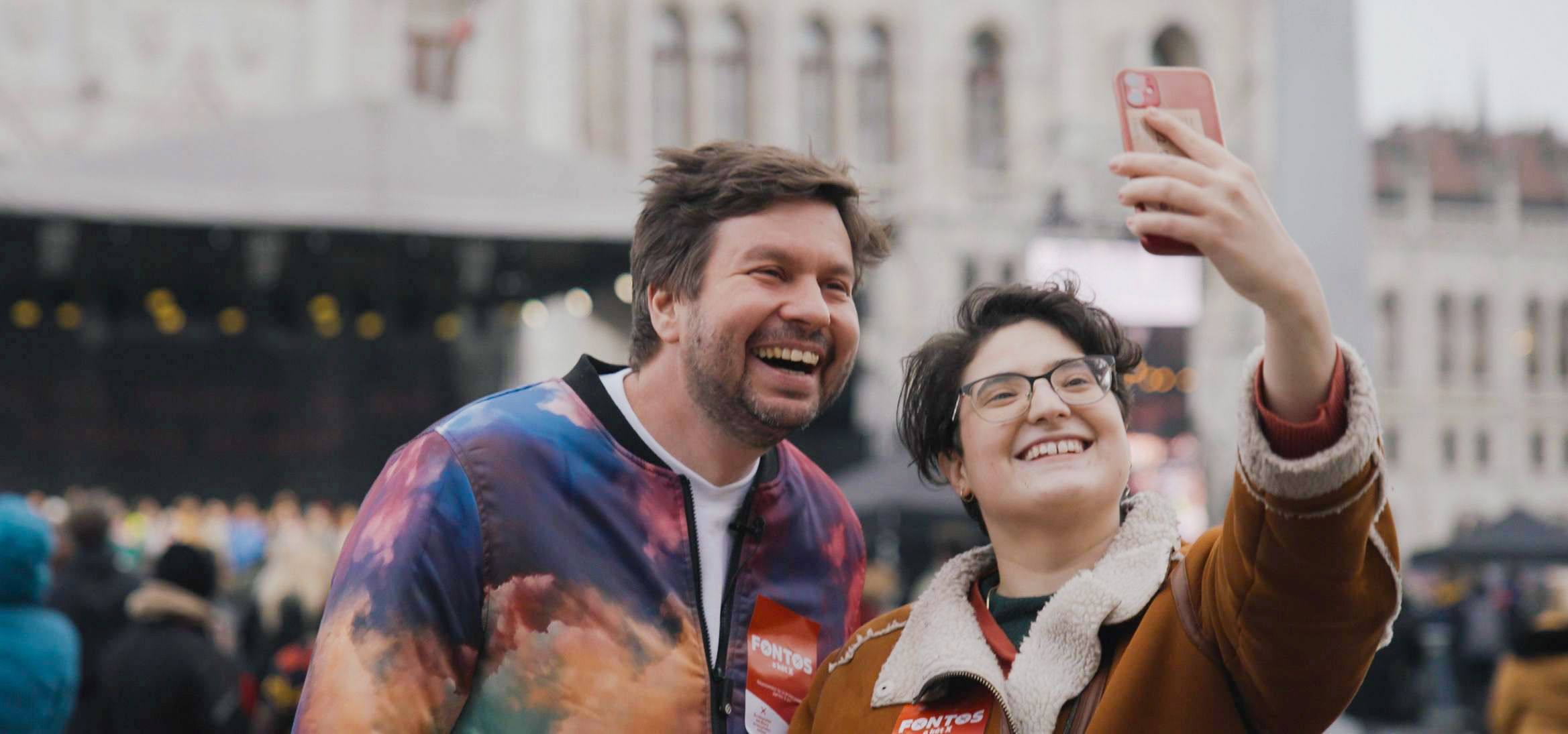 Jako David a Goliáš. Skupina LGBT aktivistů narušila Orbánovo referendum