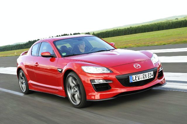 Mazda RX8 má Wankelův motor | Foto: mazda