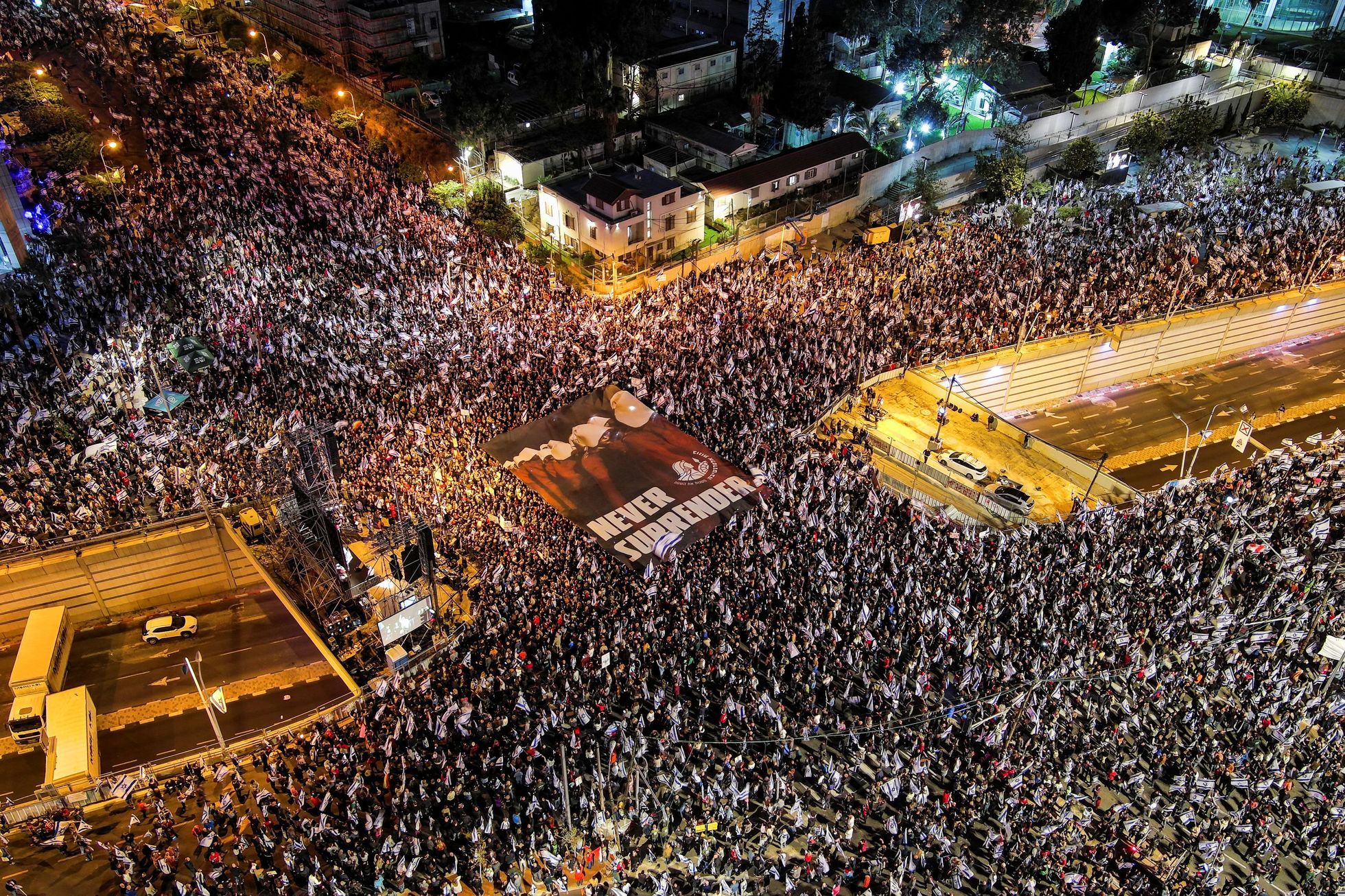 “Israel Protests: Tens of Thousands Demonstrate Against Judicial Reform”