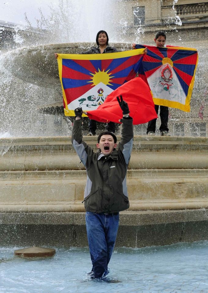 Osud Tibetu zůstává nadále nejistý. Zůstane u současného statu quo, nebo se nakonec bude radovat jedna strana na úkor té druhé? | Foto: Reuters