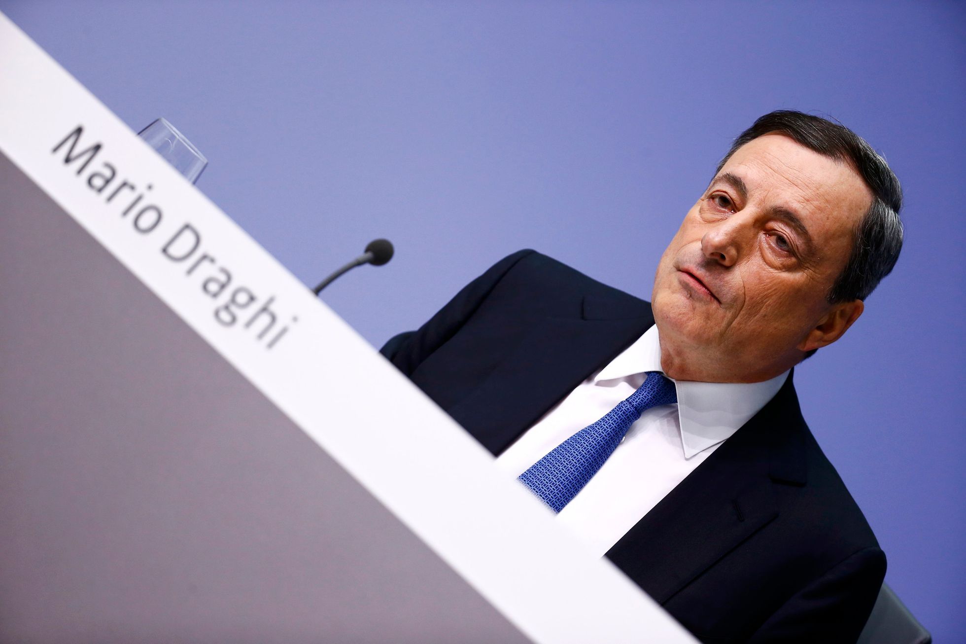 Italský prezident pověřil sestavením vlády Maria Draghiho, bývalého éfa BCE
