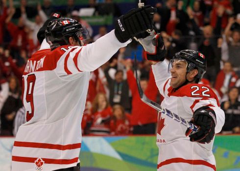 Dan Boyle se raduje ze druhého gólu | Foto: Reuters