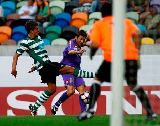 Adrian Mutu gól Sportingu nedal. | Foto: Reuters