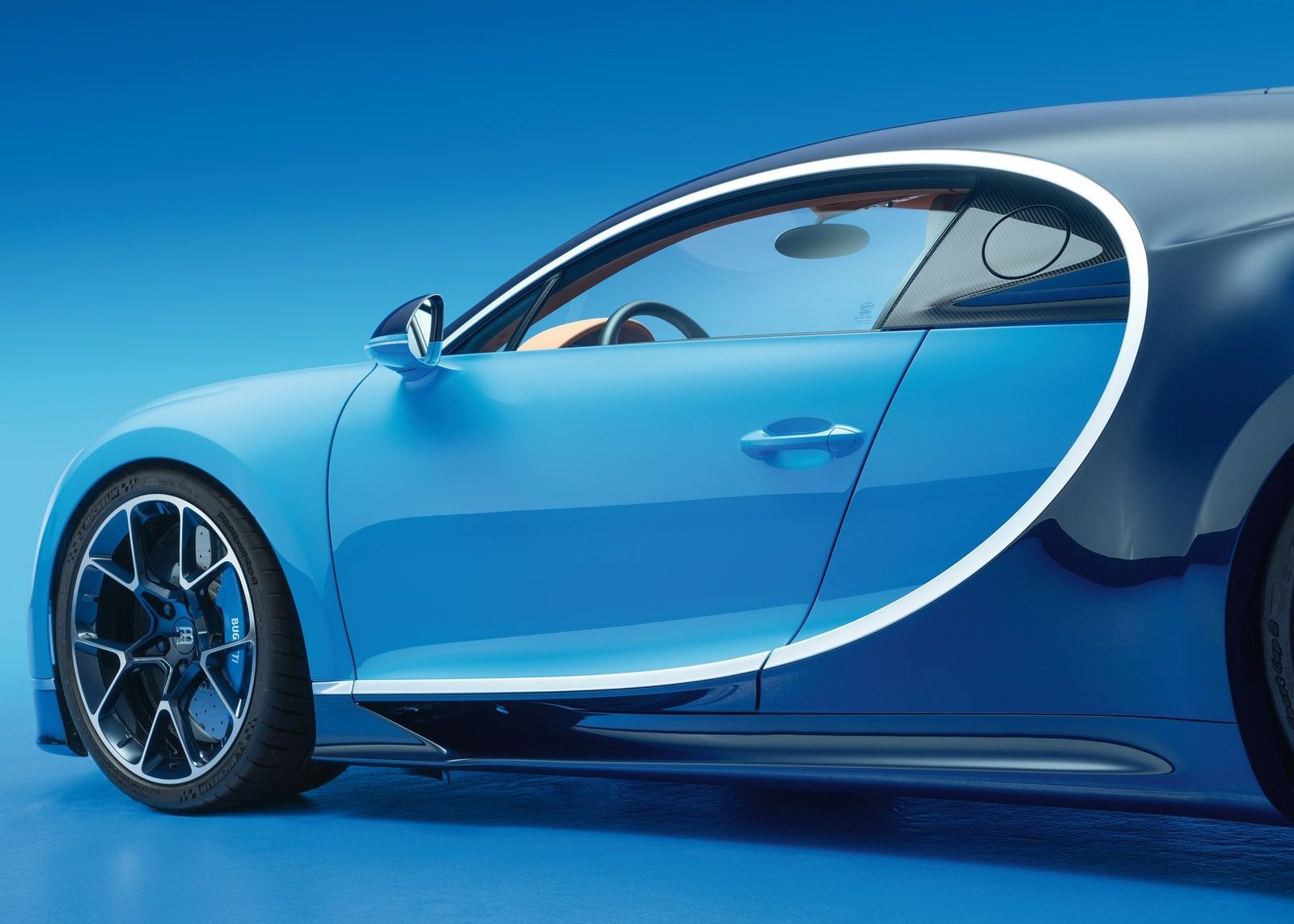 Nové Bugatti Chiron za 65 milionů korun má 1500 koní. Aspiruje na