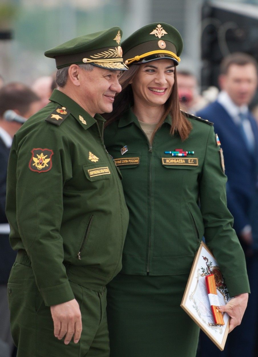Елена Исинбаева майор Вооружённых сил Российской Федерации