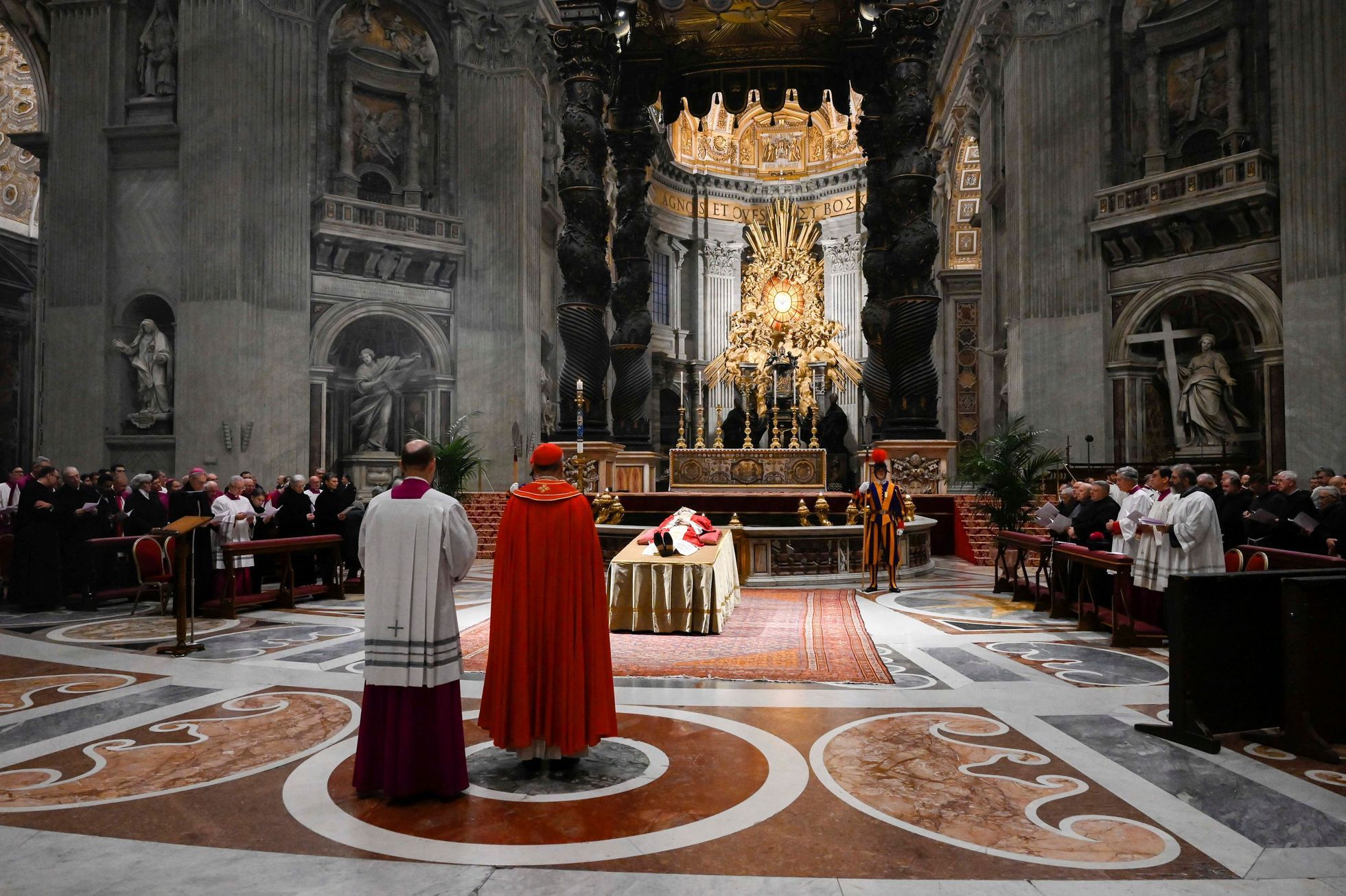 Fiala verrà ai funerali di Benedetto con i vescovi cechi.  Anche il re ha salutato il papa