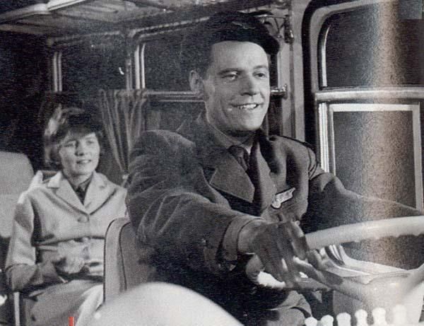 Josef Bek, řidič autobusu v filmu Florenc 13.30 z roku 1957 | Foto: Aktuálně.cz