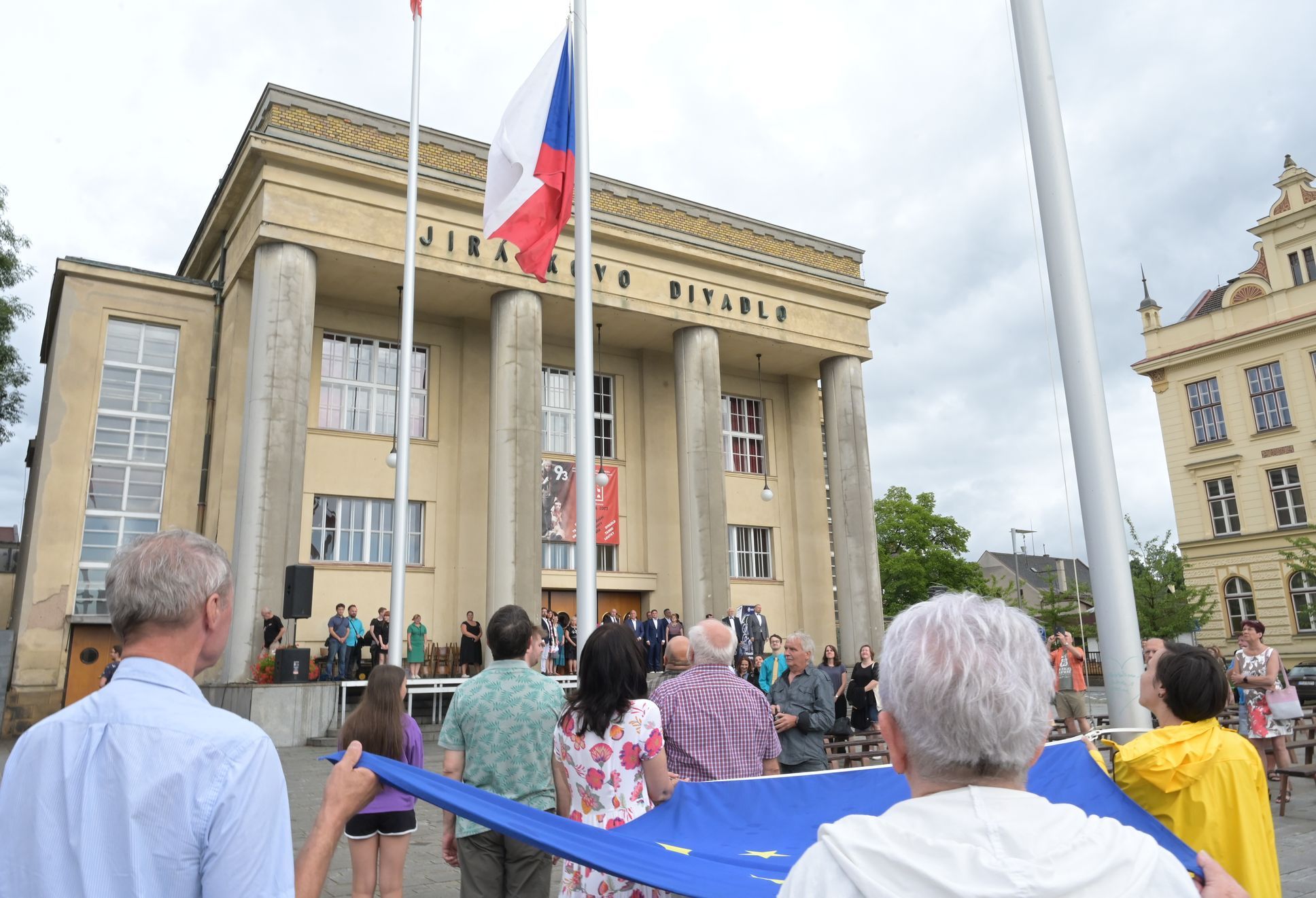 The best of regional and regional theater.  Jiráský’s Hronov returned to normal