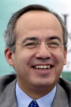 Felipe Calderón, vítěz červencových voleb | Foto: Reuters