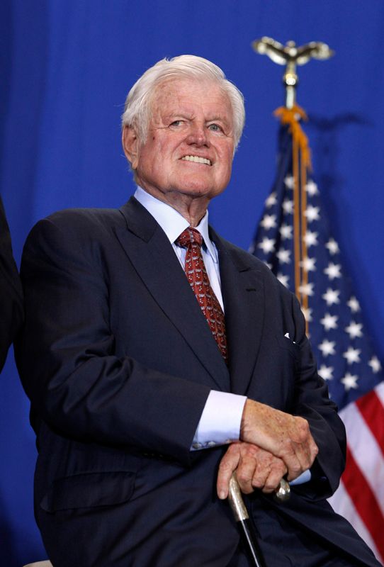 Edward Kennedy na archivním snímku z dubna 2009. | Foto: Reuters